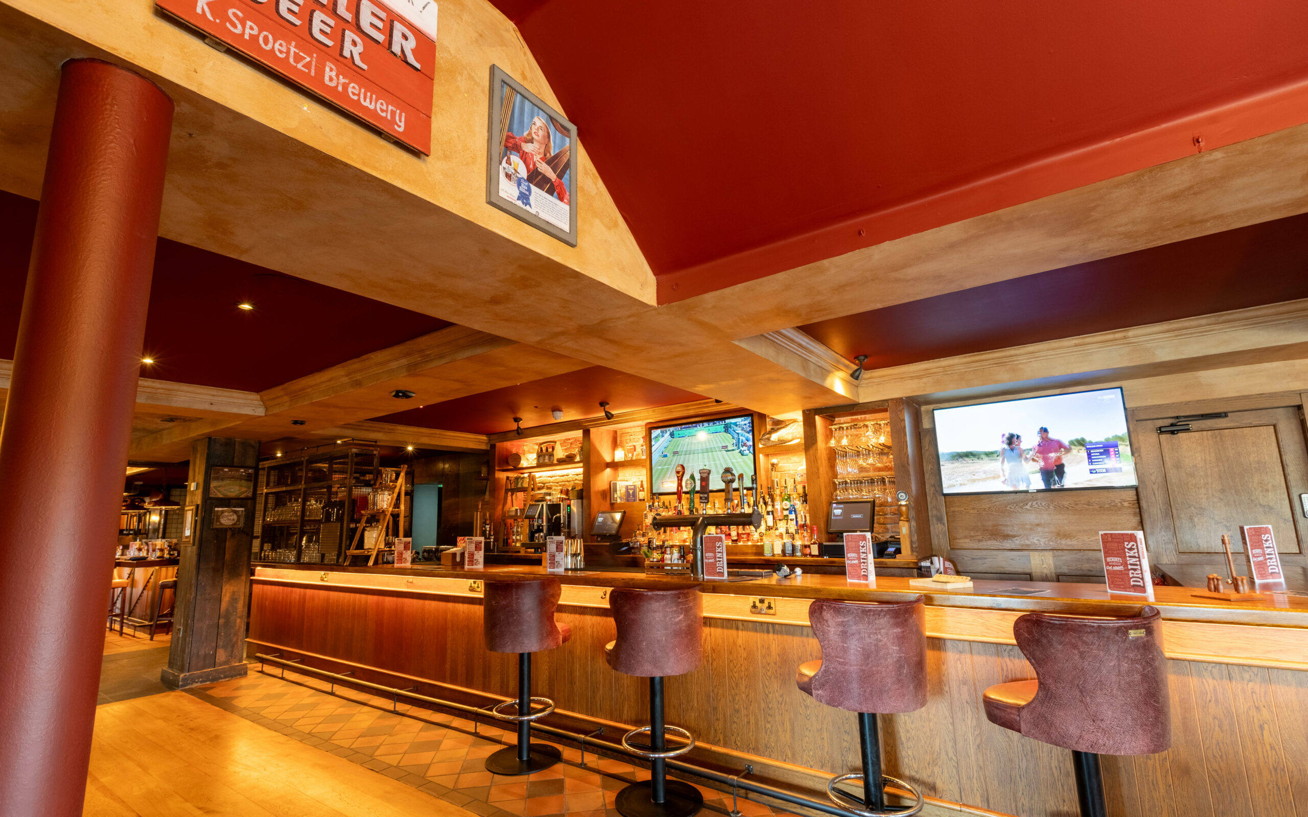 Hickory's Southport Live Sports & NFL