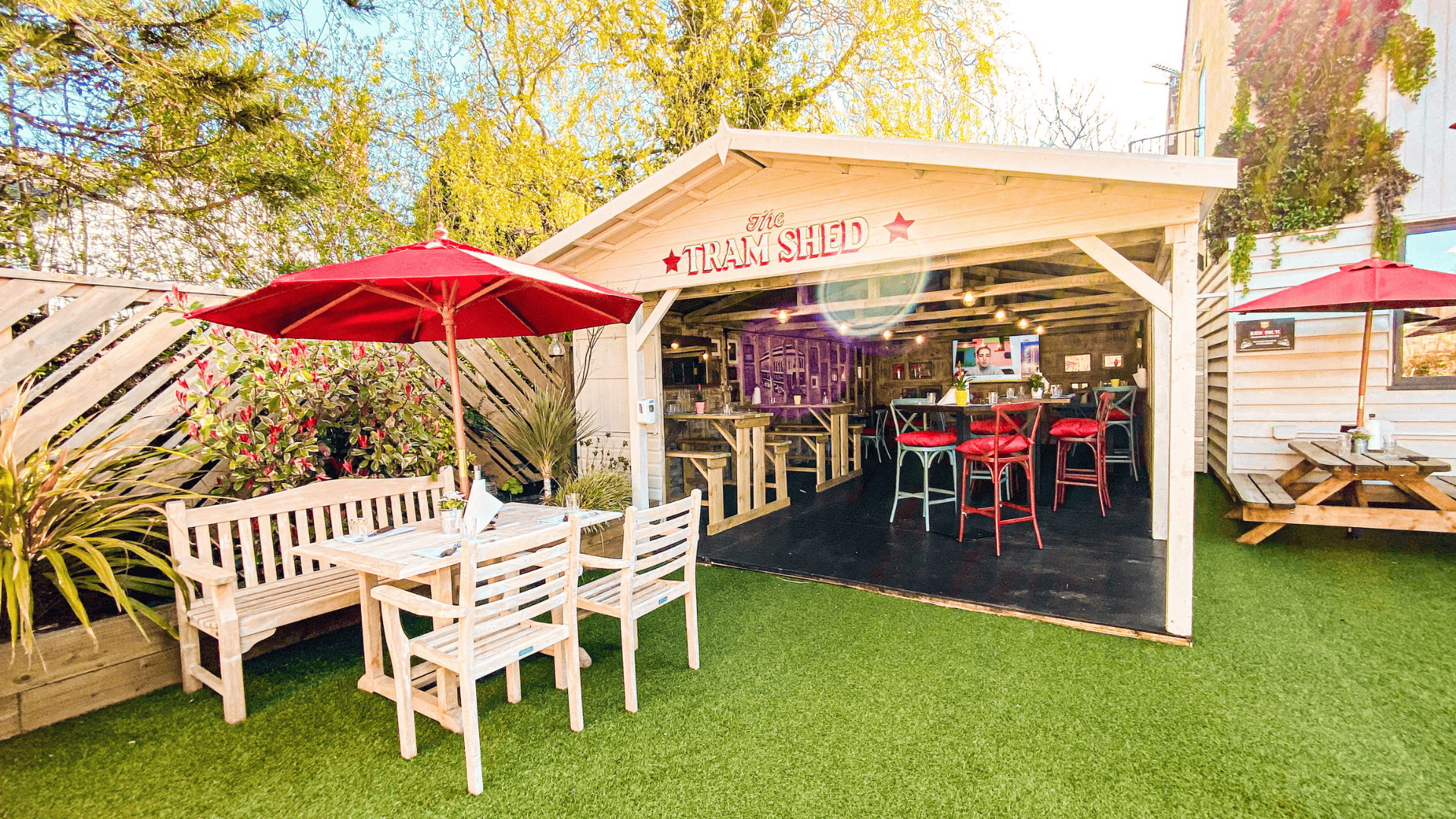 Quiz Nights at Hickory's Poynton