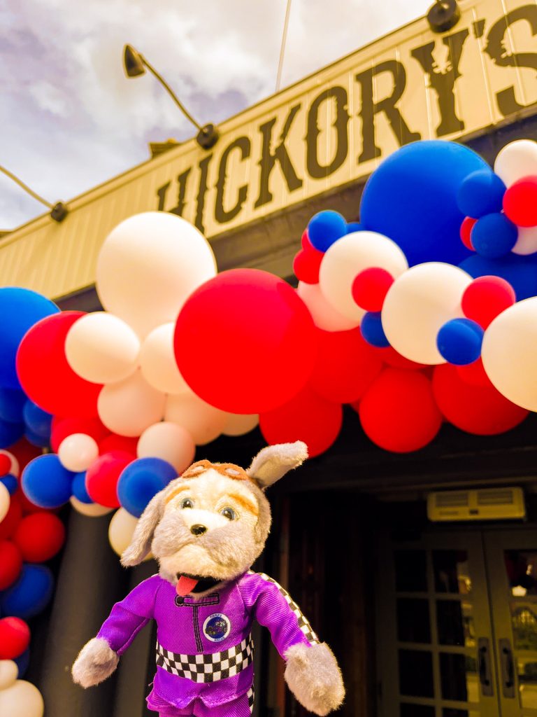 Hickory's Smokehouse Krazy Races