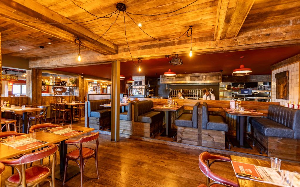 Hickory's Smokehouse Gresty Green Chefs Bar Booths